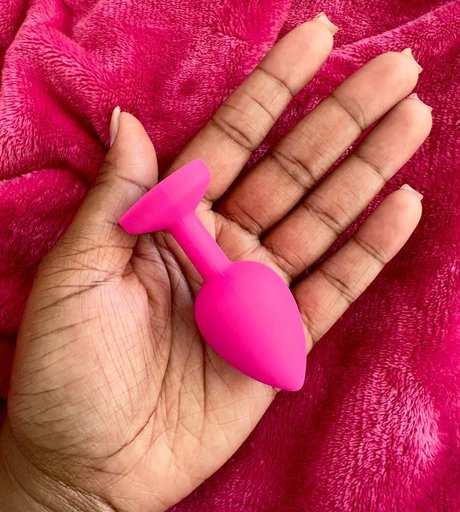 nude ebony onlyfans hot image