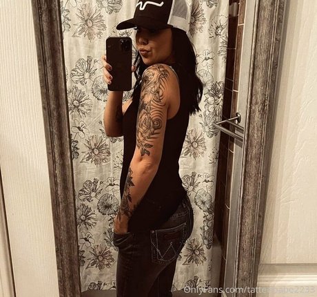 sadiedavis1187 best model img