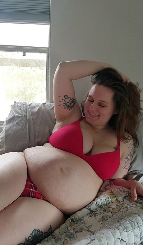 squirt teen onlyfans naked image