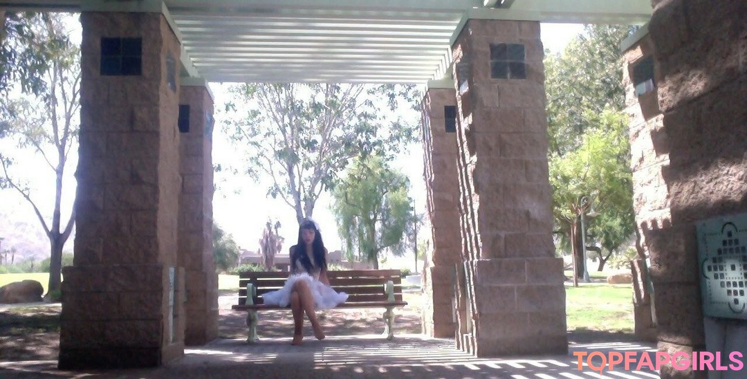 stellaaeternum actress pictures