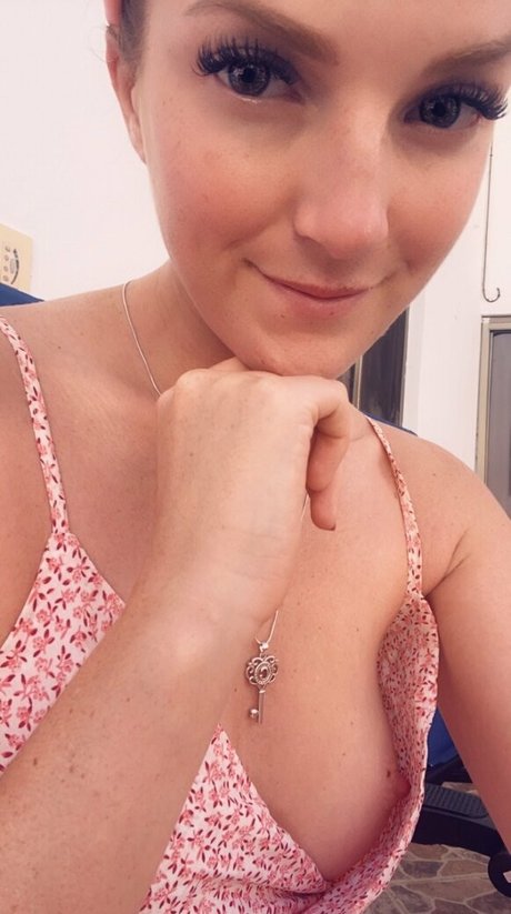 gingermfc naked model photos