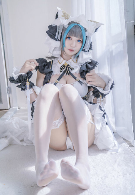 Yuki Neko naked pornstar photo