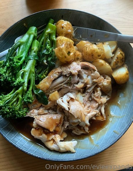 evieexpands xxx pornstar pics