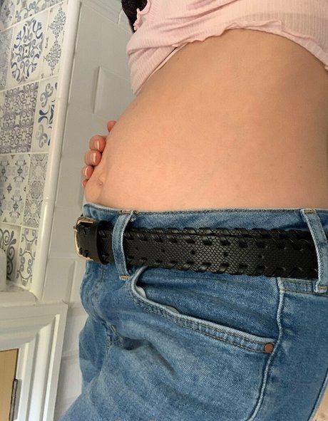 evieexpands beautiful pornstar image