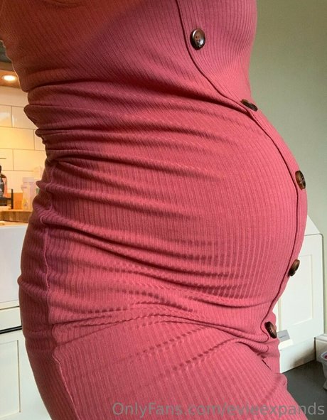 evieexpands art pornstar pic