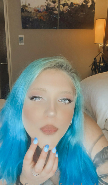 freakykay420 nudes model picture