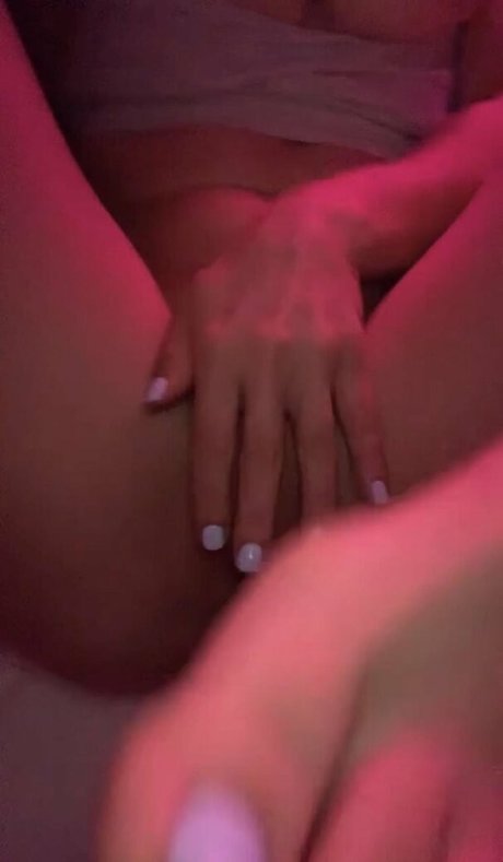 Pop Disastrous star erotic pics