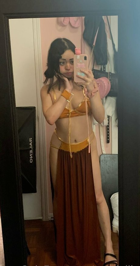 pearlylily model nice picture