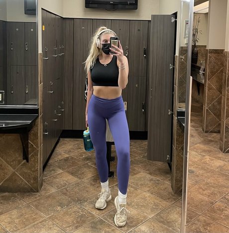 annamarie top star img