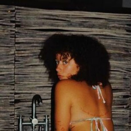 Talia Jackson exclusive model pic