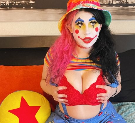 Clown Girls perfect pornstar archive