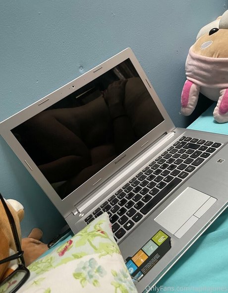 tapitajones nude pornstar pic