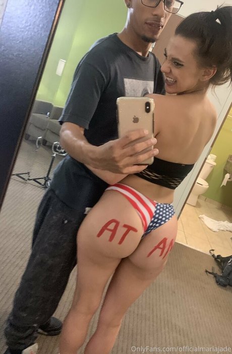 officialmariajade star sex photo
