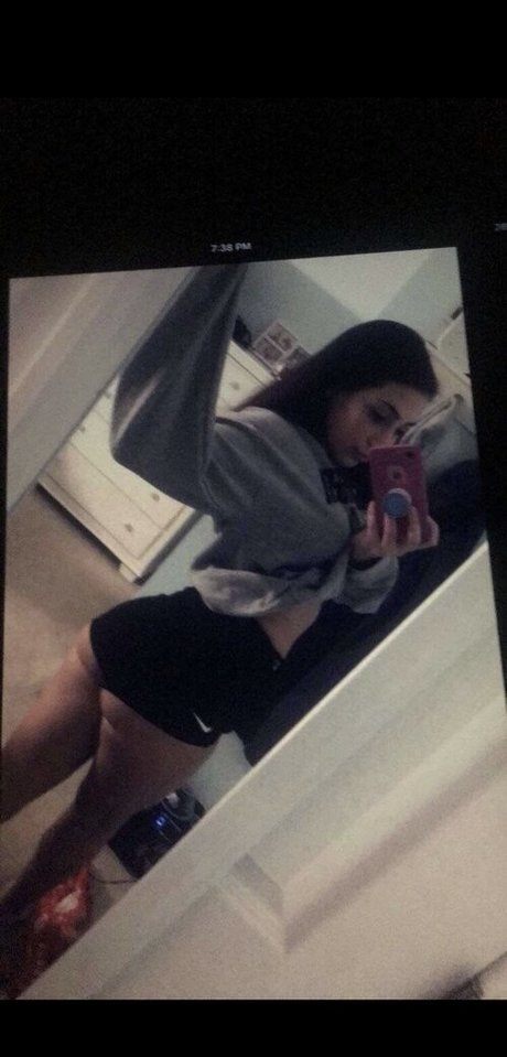 Jenna Sinatra art star pictures