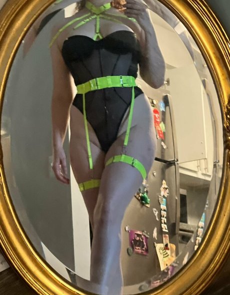 thick ass onlyfans nudes images