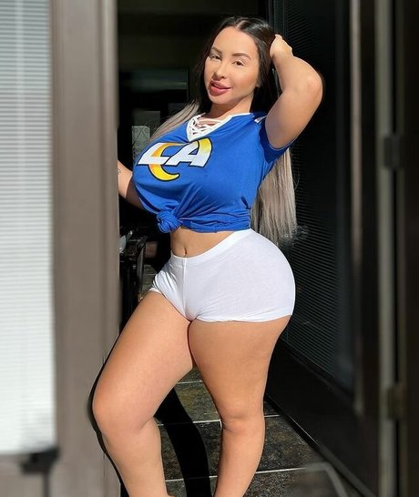 blonde handjob onlyfans top picture