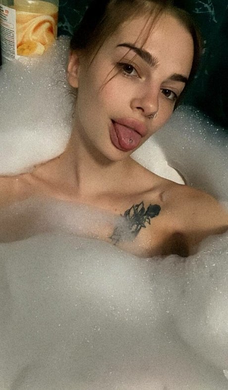 Kisa Tanya exclusive model img