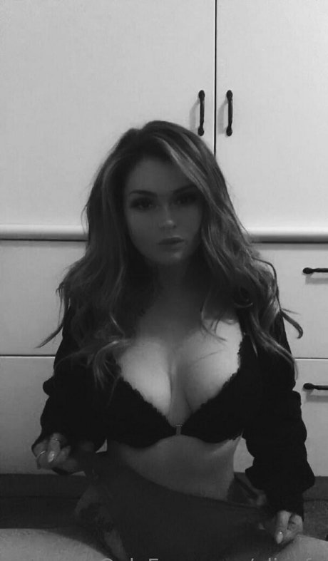 olivefg porn model galleries