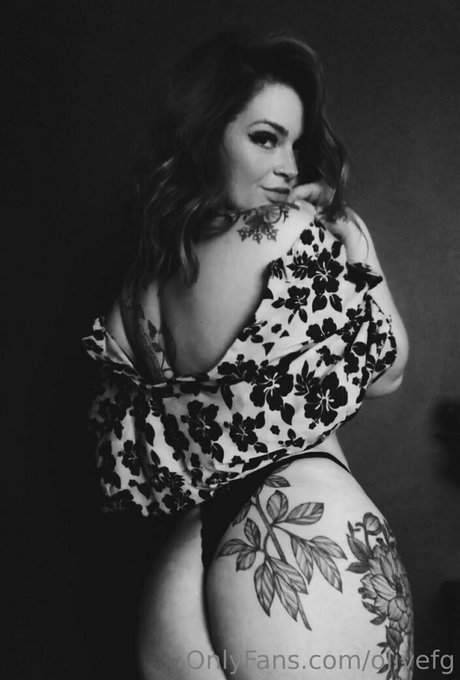 olivefg pornstar nudes img