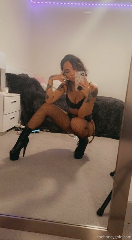 honeygold model top pictures