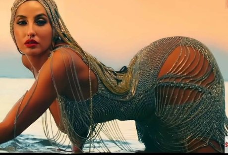 Nora Fatehi nice model gallery