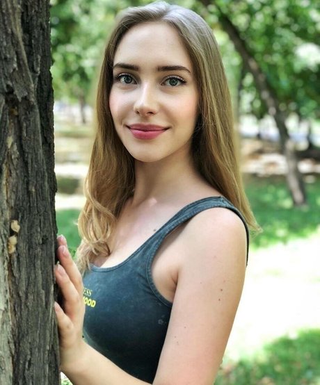 blonde milf big tits onlyfans adult pictures