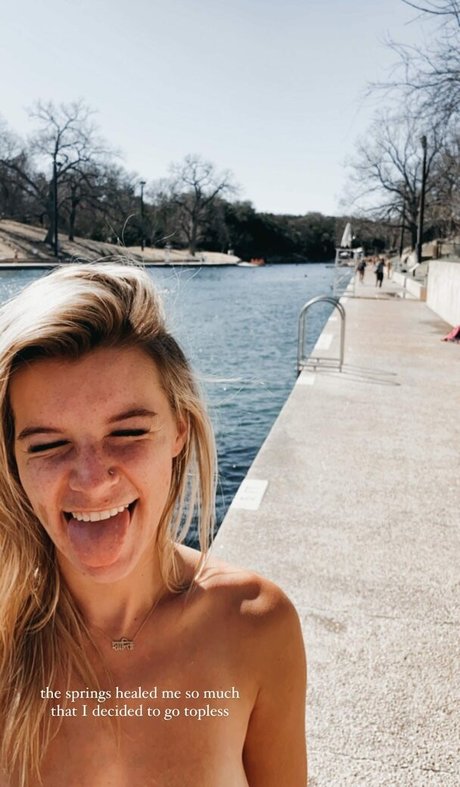 rachelbell nude model picture