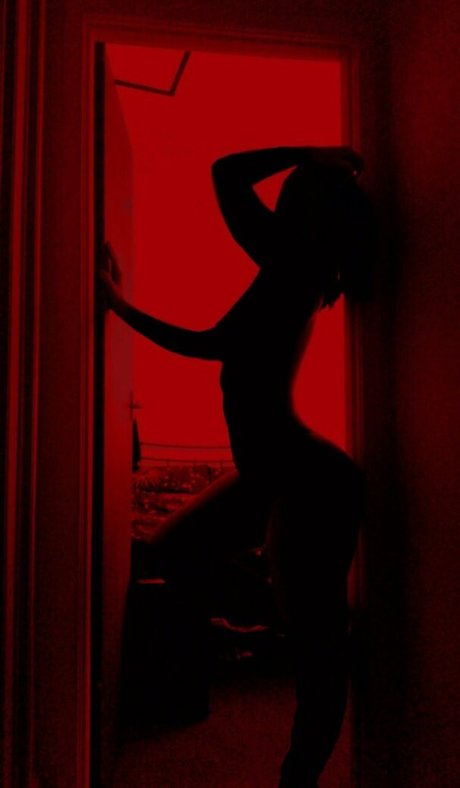 egirlshadowx naked pornstar pictures