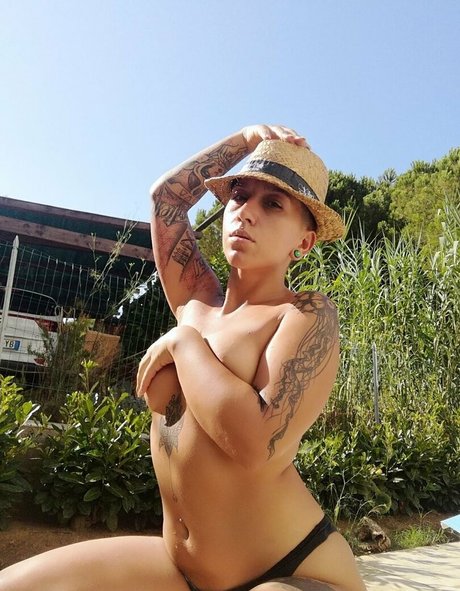 bubblybuumfree model erotic img