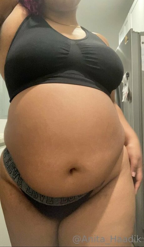 Anita Haadik hot star images