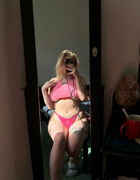 freekikihelen hd actress photo