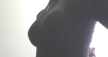 gothravemom star top pictures