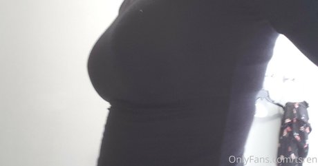 gothravemom xxx star img