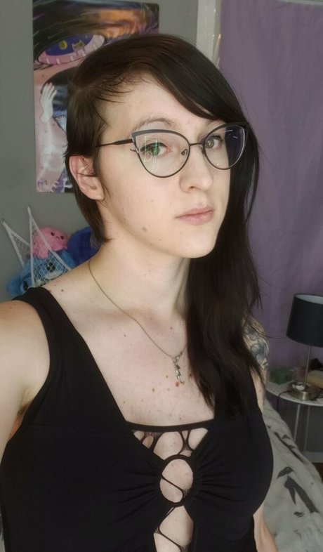 gothravemom pornstar sexy galleries