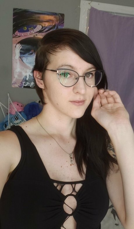 gothravemom model porn pictures