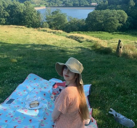 Maisie Francesca naked pornstar archive