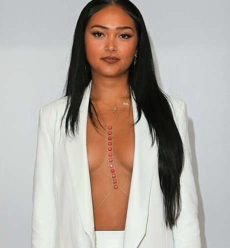 Joy Crookes pornstar nudes pictures