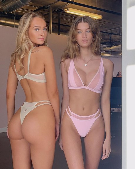 Sienna Raine Schmidt pornstar nude pic