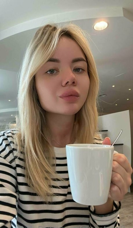 sweet polly model adult gallery