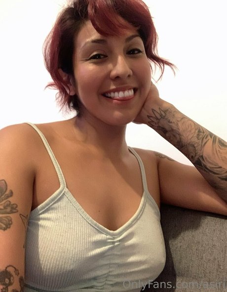 asiri exclusive pornstar pictures