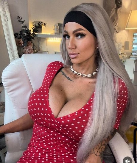 extreme onlyfans top pictures