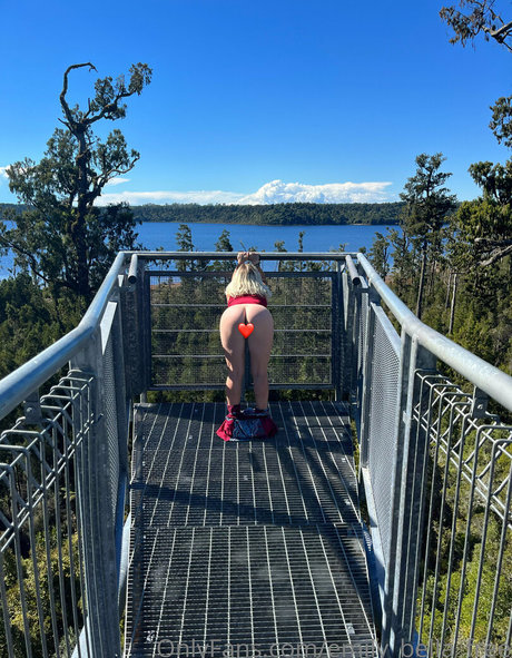 emily bella free model beautiful archive