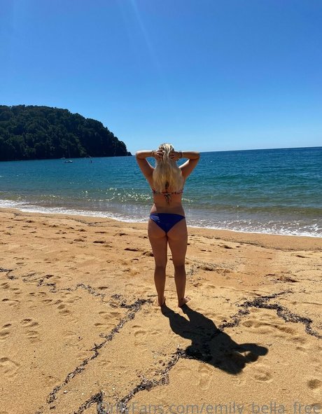 strawberry milk onlyfans erotic archive