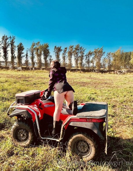 blowjob milf onlyfans beautiful naked img