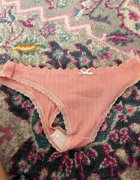 persianbrat69 naked pornstar image