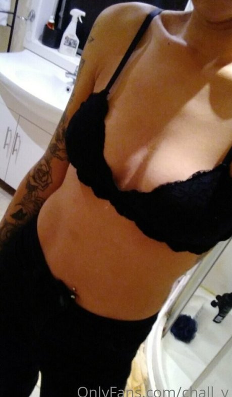 fhatarse pornstar naked pic