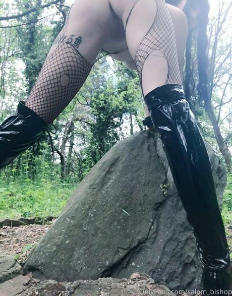 Bunnbutts model xxx photos