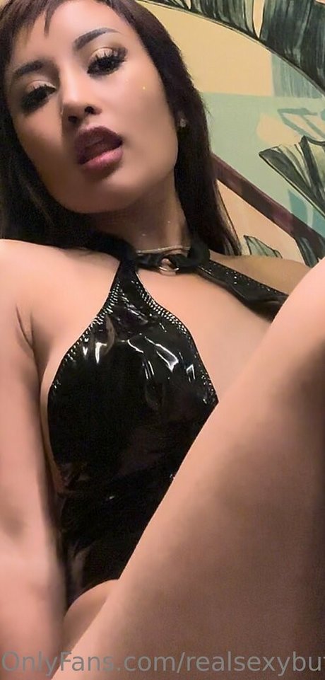 realsexybutgoodgirl porn model photo