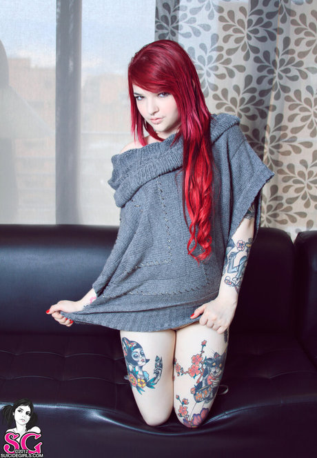 Nina Gato actress pics