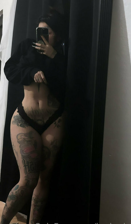 bad grl_ pornstar naked pics